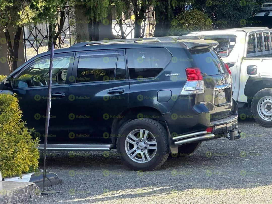 2012 Model-Toyota LandCruiser Prado