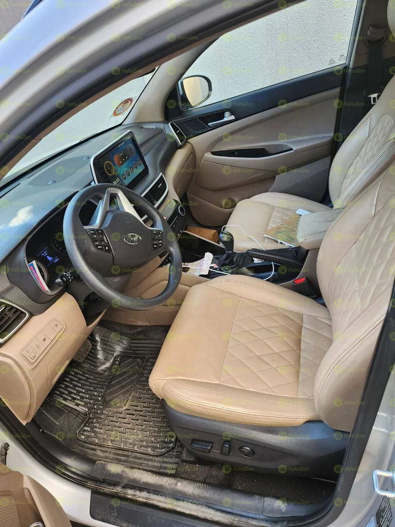 2020 Model-Hyundai Tucson