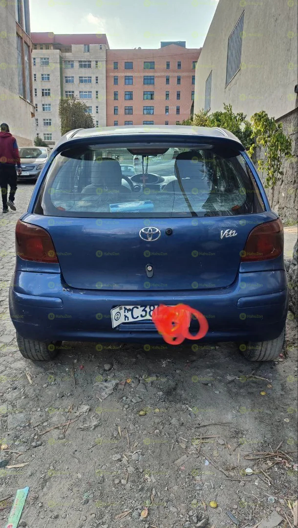 2002 Model-Toyota Vitz
