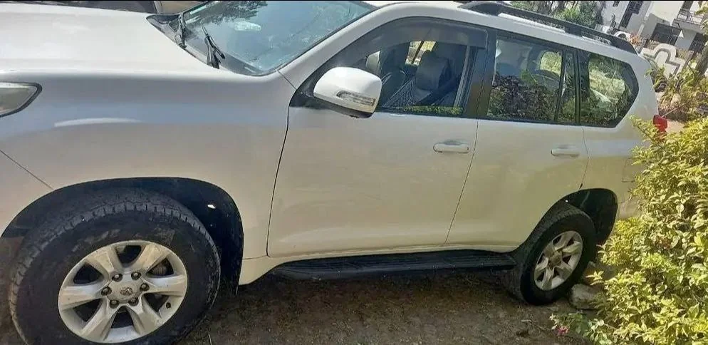 2012 Model-Toyota Landcruiser Prado