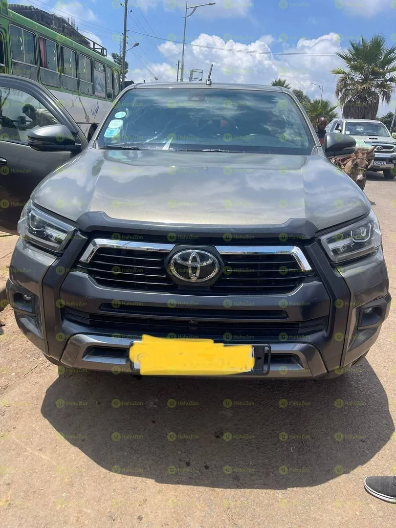 2021 Model- Toyota Hilux Invincible