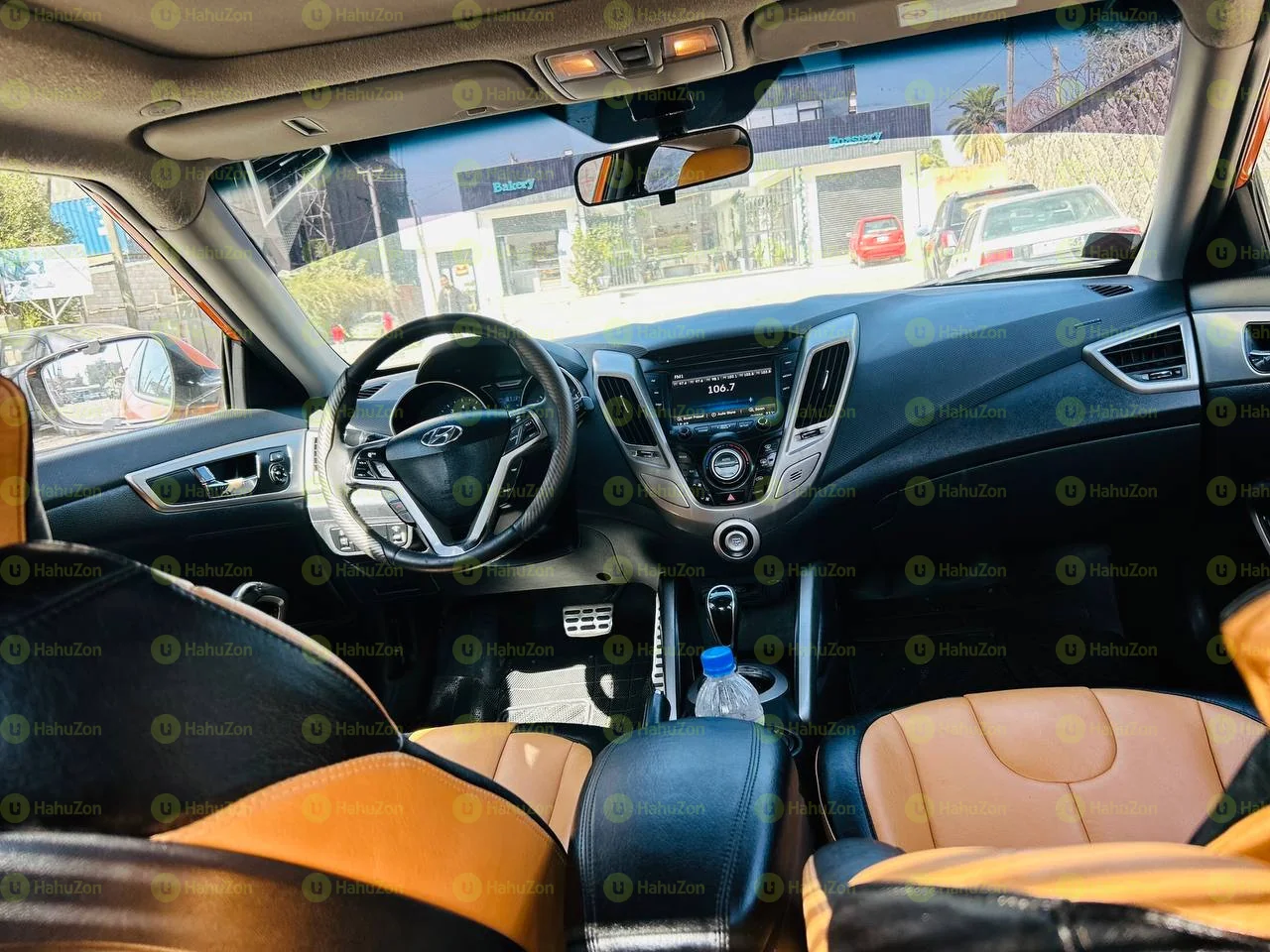 2013 Model-Hyundai Veloster