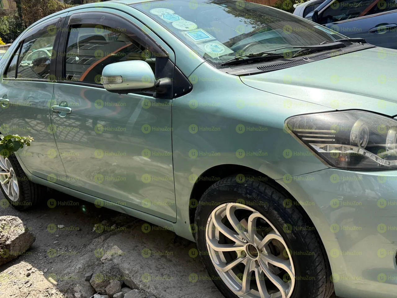 2010 Model-Toyota Yaris Belta