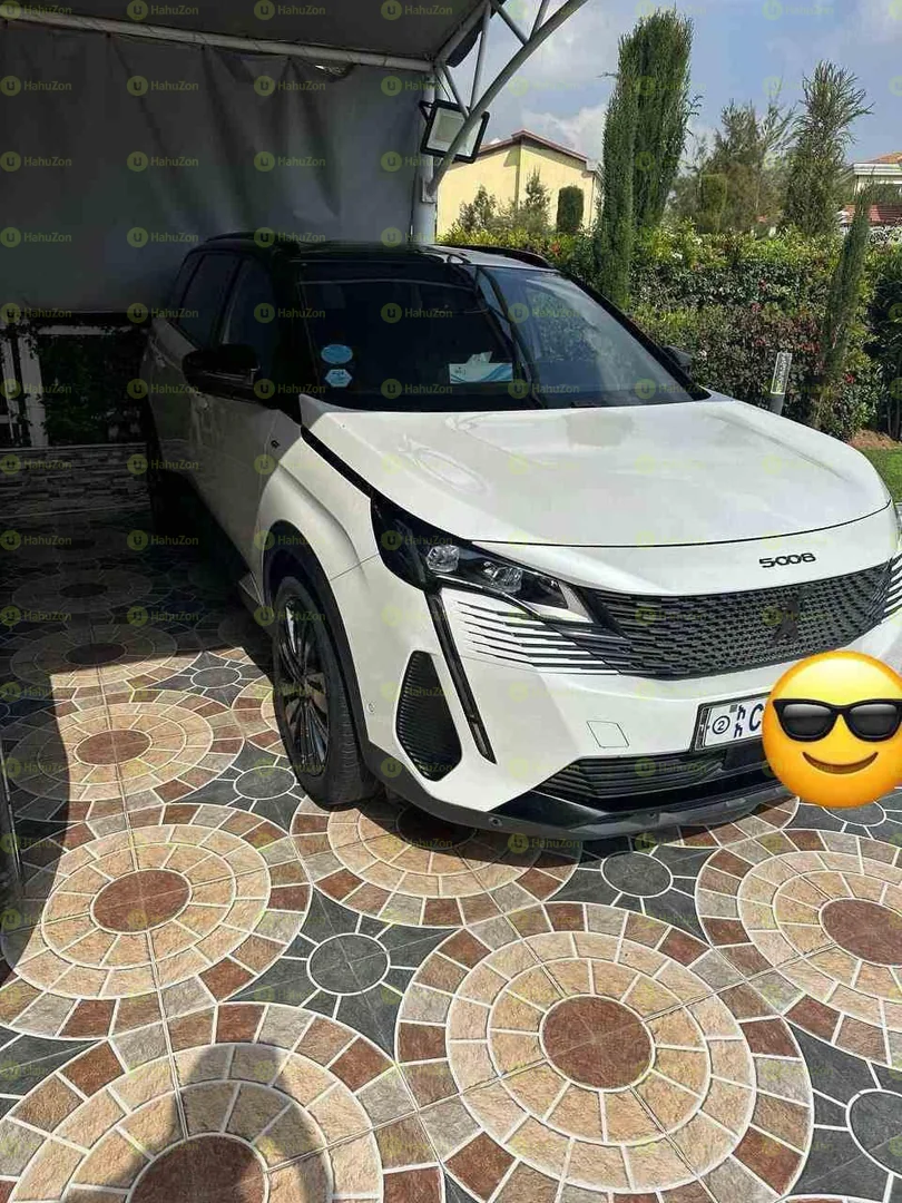 2021 Model-Peugeot 5008 GT