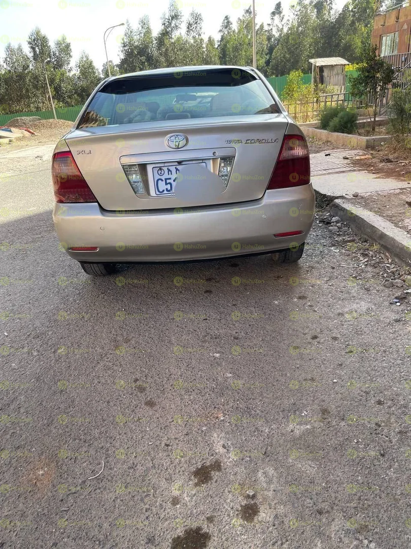 2005 Model-Toyota Corolla