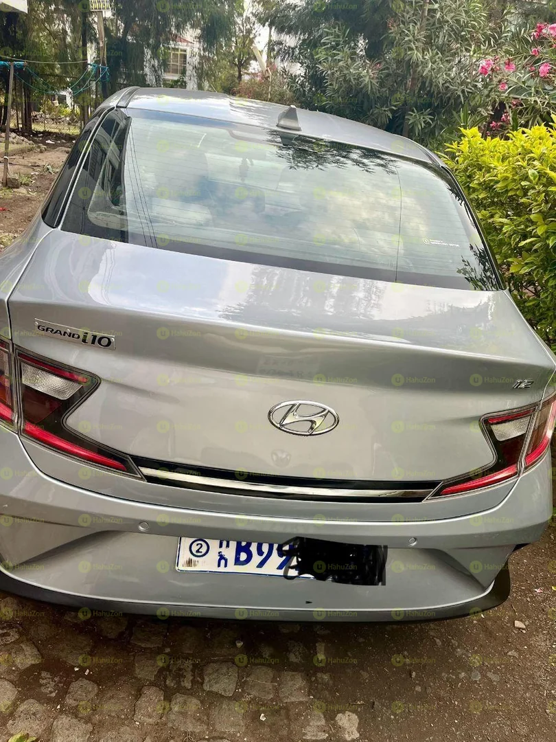 2022 Model-Hyundai Grand i10