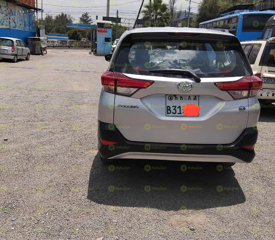 2021 Model-Toyota Rush G