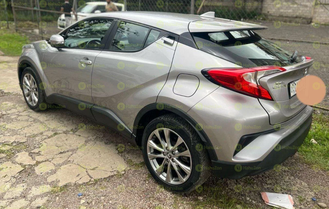 2018 Model-Toyota Ch-R