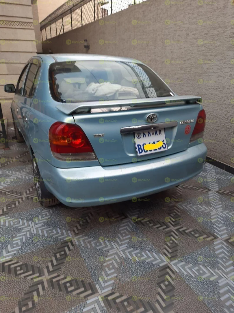 2004 Model-Toyota Platz