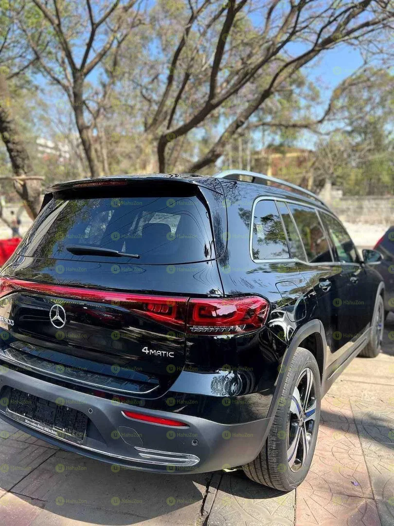 2023 Model-Mercedes-Benz EQB 300 EV