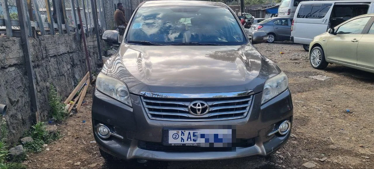 2012 Model-Toyota Rav4