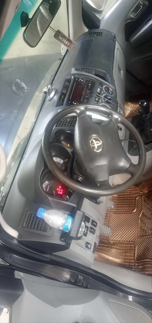 2009 Model-Toyota Hilux King Cab