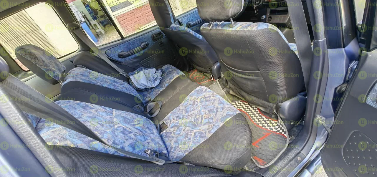 1998 Model-Toyota Rav4