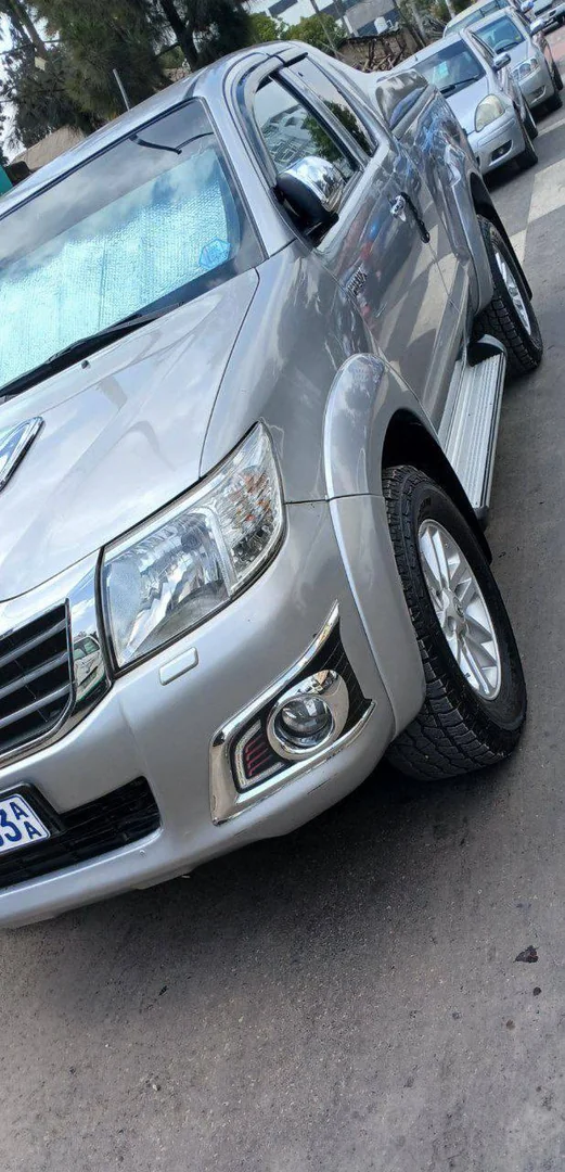 2015 Model-Toyota Hilux Extra Cab