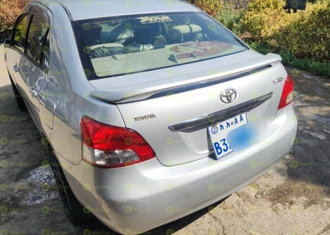 2010 Model-Toyota Yaris Belta