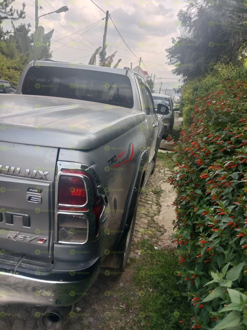 2019 Model-Toyota Hilux Revo