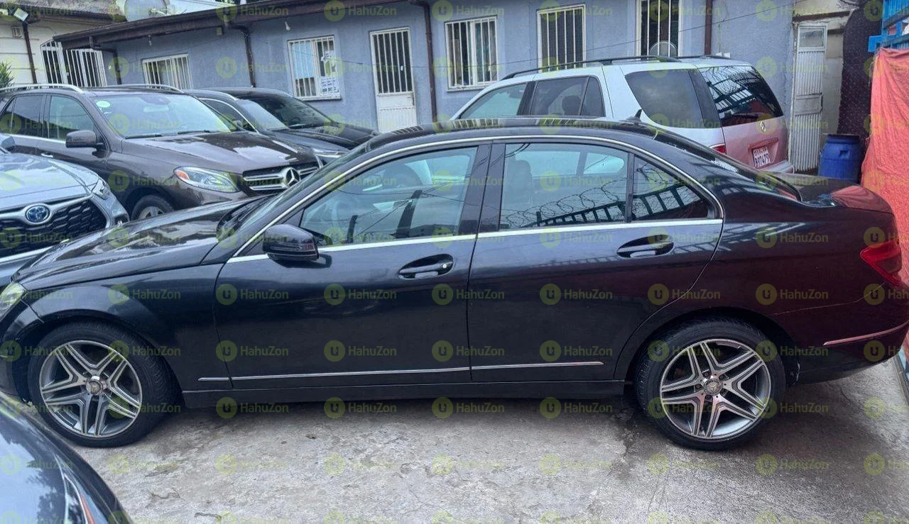 2009 Model-Mercedes -Benz C-180 Kompressor