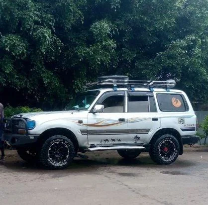 1993 Model-Toyota Land Cruiser