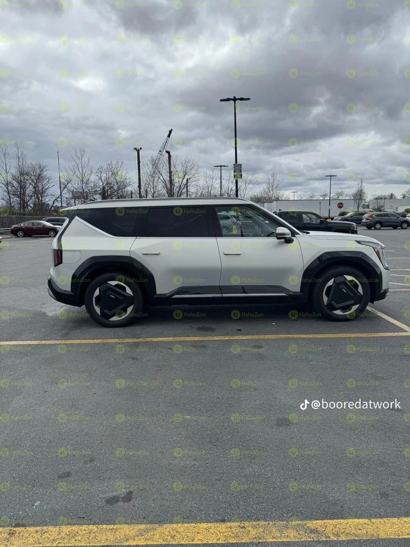 2025 Model-KIA EV9