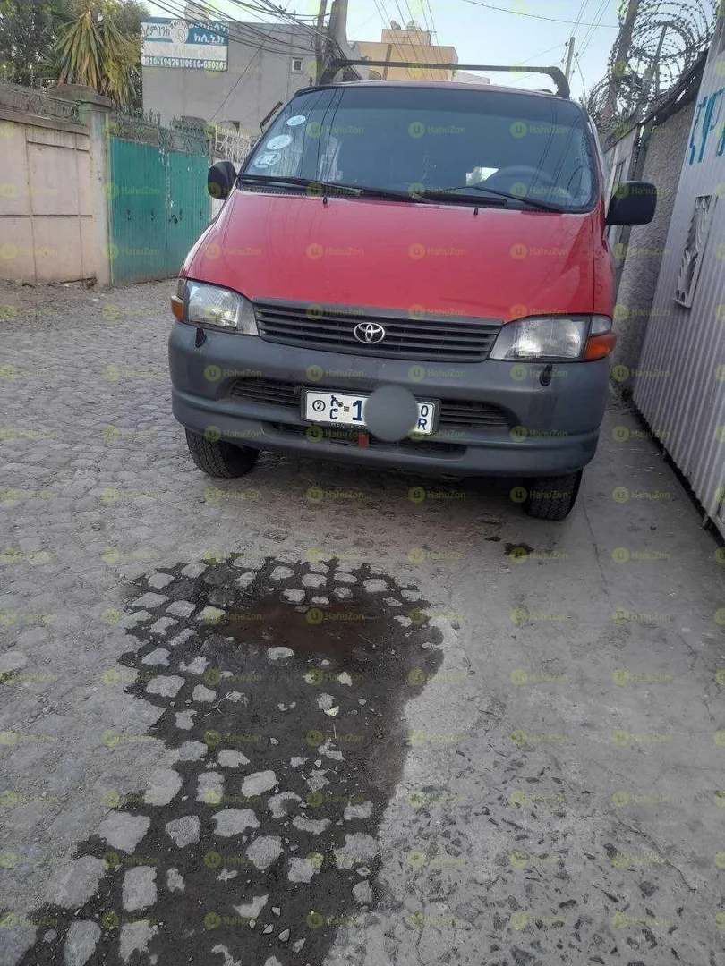 2006 Model-Toyota Hiace Dolphin
