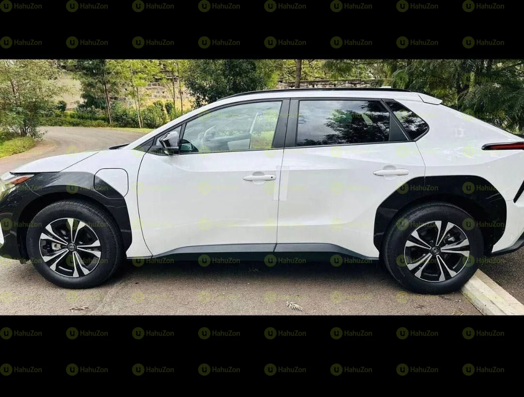 2022 Model-Toyota BZ4X (2WD)