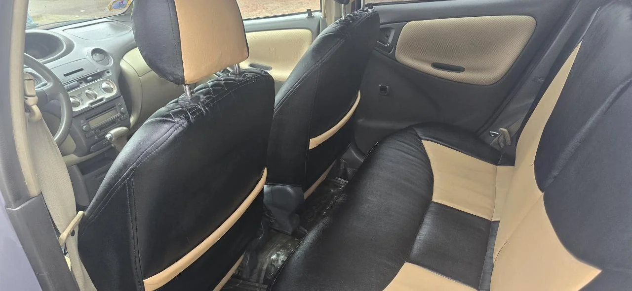 2004 Model-Toyota Vitz