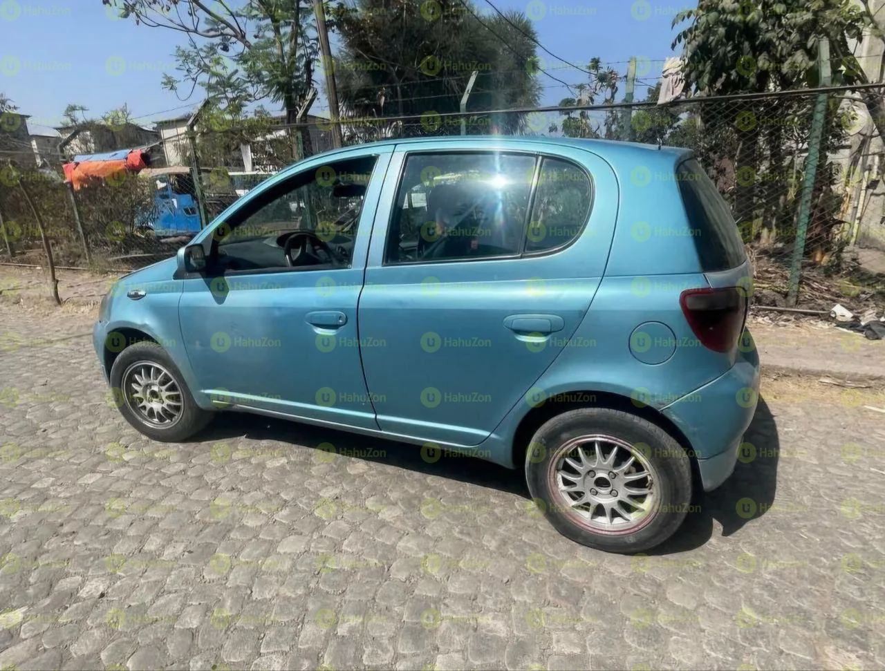 2001 Model-Toyota Vitz