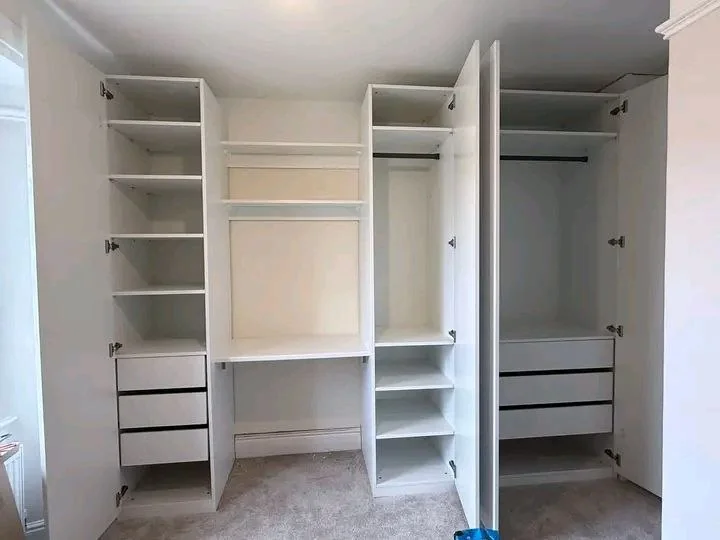 -ከውጪ የሚገቡ የቤት እና የቢሮ የፍርኒቸር ውጤቶች የመግጠም አገልግሎት. - የቤት እና የቢሮ ፍርኒቸሮች ምርት -የተሽካረካሪ ወንበር ጥገና አገልግሎት  -የቤት እና የቢሮ ፍርኒቸሮችን በመፍታት ከቦታ ቦታ ሸፍት የማድርግ አገልግሎት -የቢሮ መጋርጃ ሰራ(በቨረቲካል ወይም በሮለር) -የቢሮ ምንጣፍ ሰራ -ይደውሉልን 0923147671