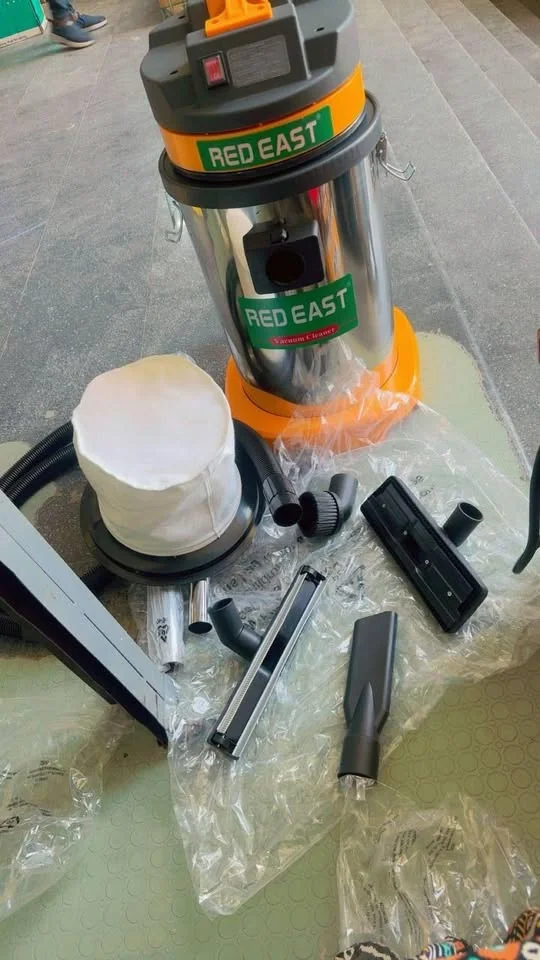 Red east 30 liter wet & dry Vacuum Cleaner