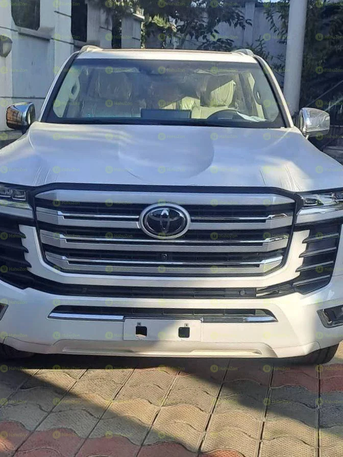 2023 Model-Toyota LandCruiser 300