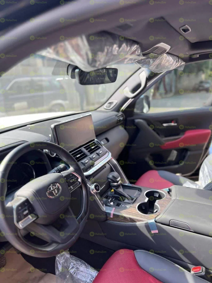 2023 Model-Toyota Land Cruiser V6 VXR