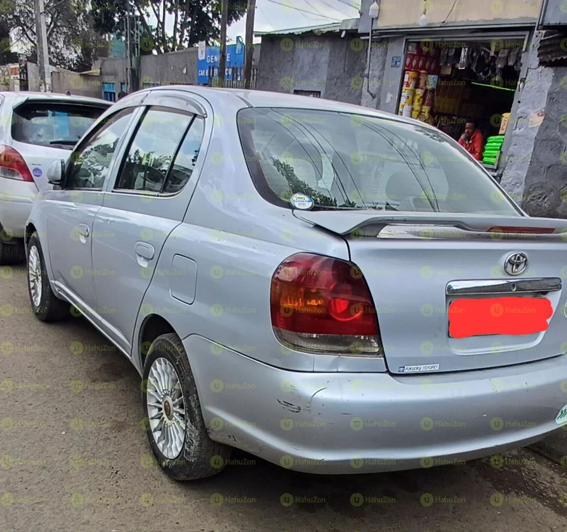 2005 Model-Toyota Platz