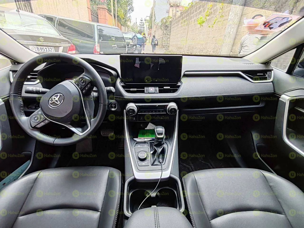 2023 Model-Toyota Rav4 AWD