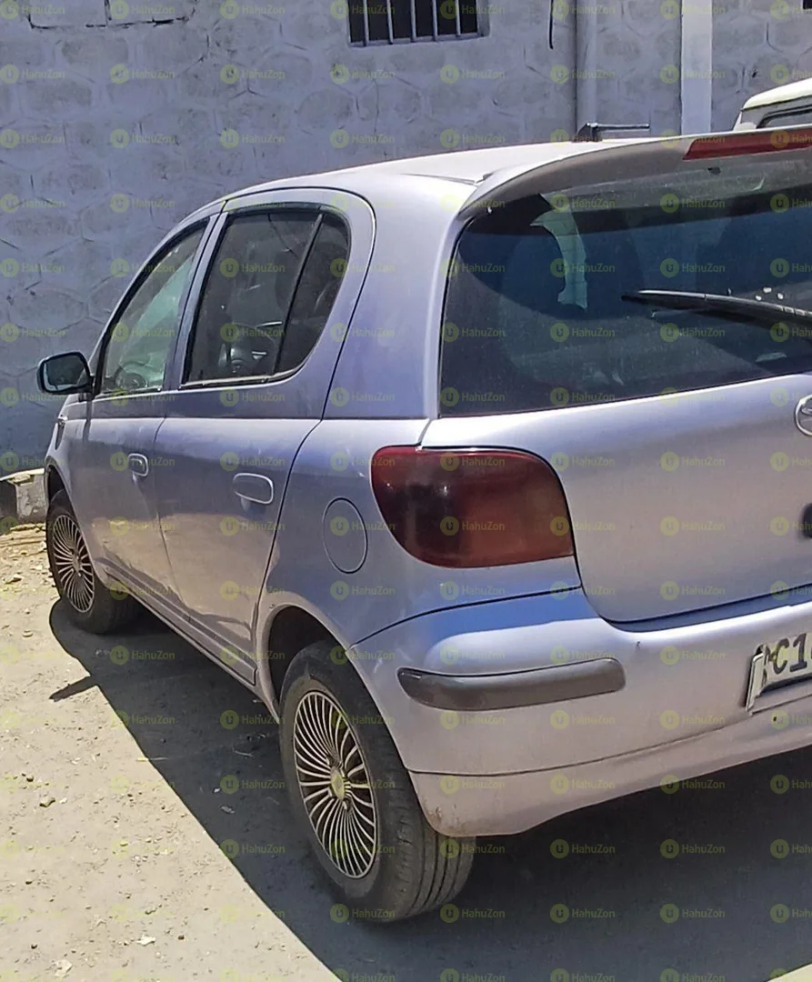 2004 Model-Toyota Vitz