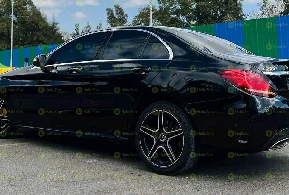 2020 Model-Mercedes-Benz