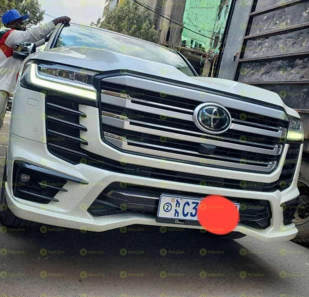 2023 Model-Toyota Land Cruiser V6 VXR