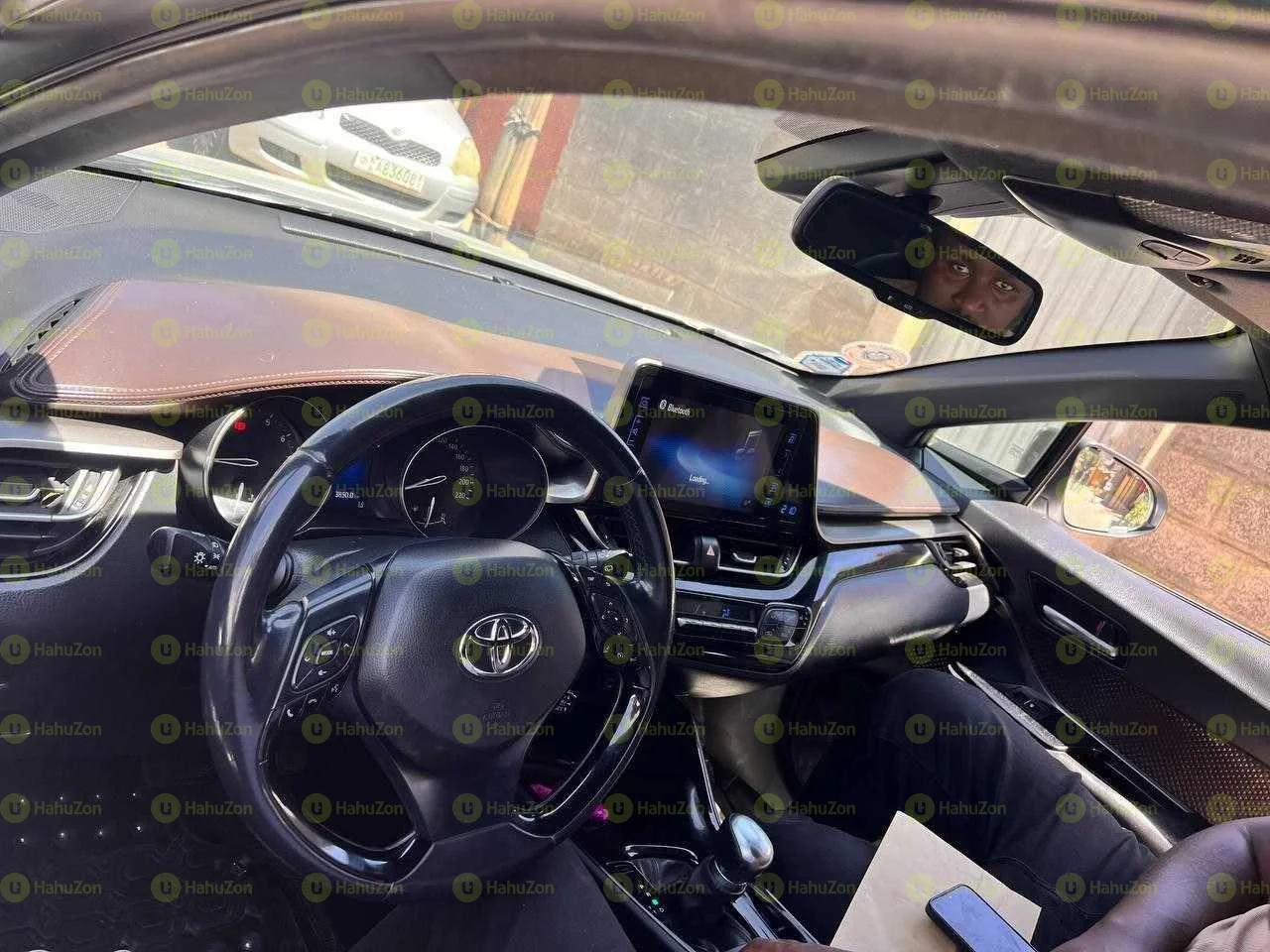 2020 Model-Toyota Ch-R