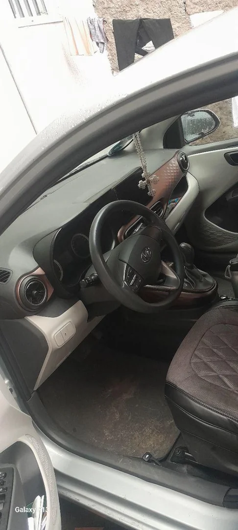 2022 Model-Hyundai Grand i10