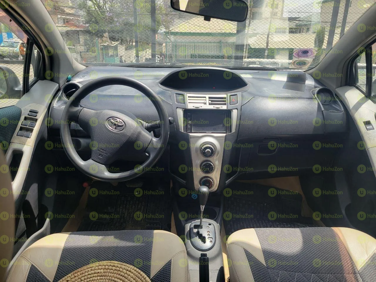2006 Model-Toyota Yaris Compact