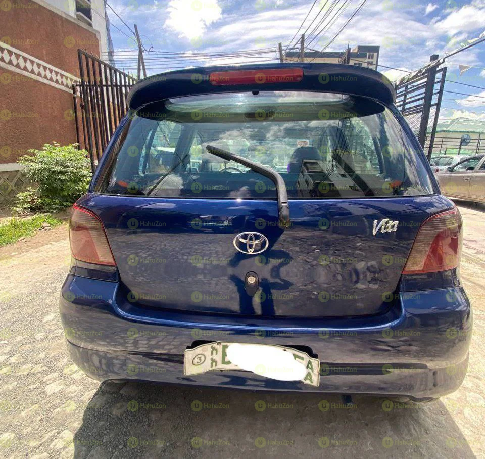 2001 Model-Toyota Vitz