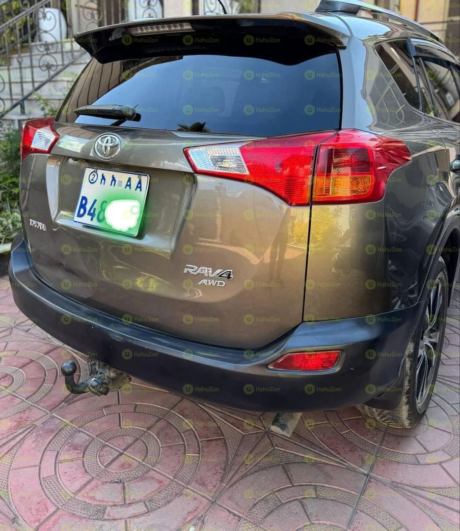 2015 Model-Toyota Rav4