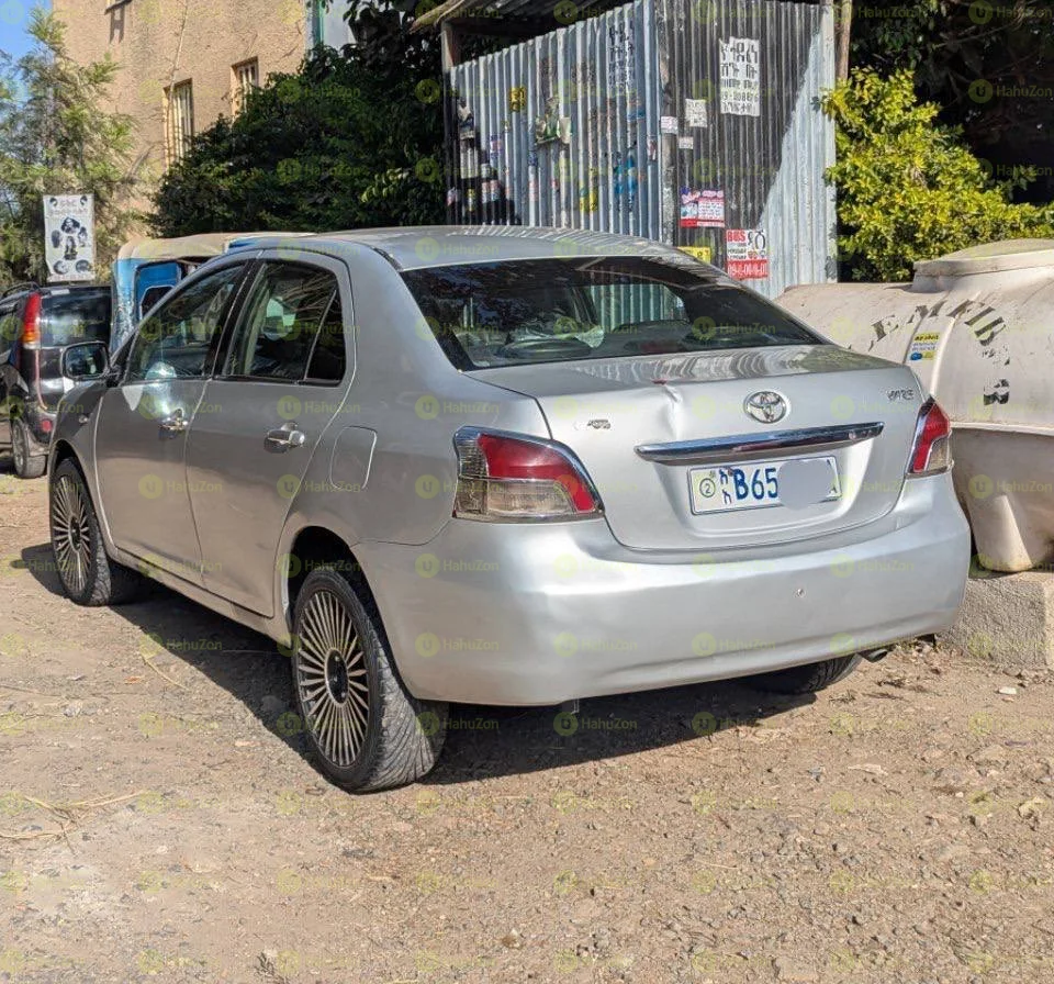 2007 Model-Toyota Yaris Sedan