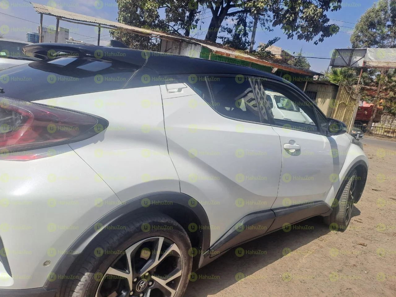 2019 Model-Toyota Ch-R