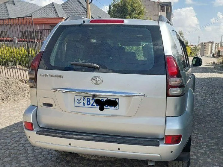 2009 Model-Toyota Land Cruiser Prado
