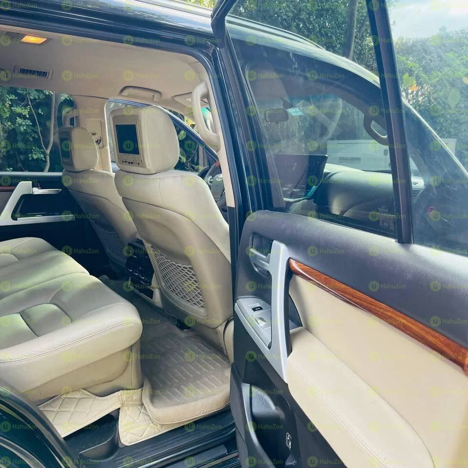 2024 Model-Toyota Sequoia Hybrid