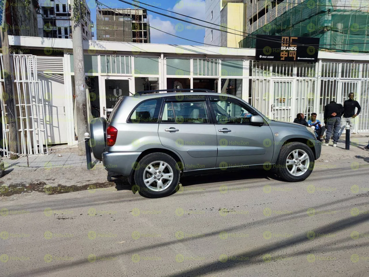 2004 Model-Toyota Rav4