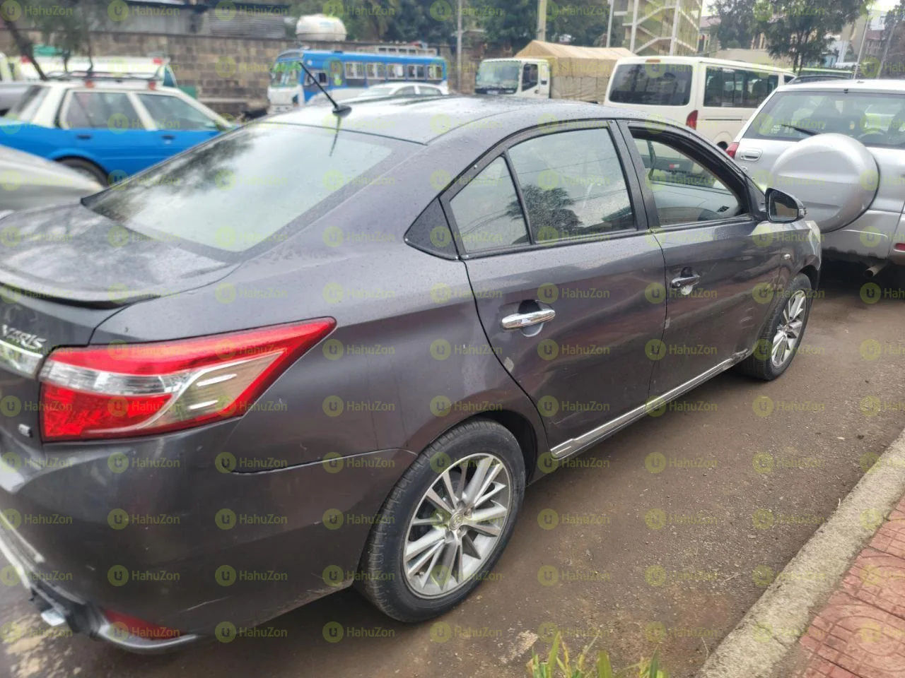 2015 Model-Toyota Yaris