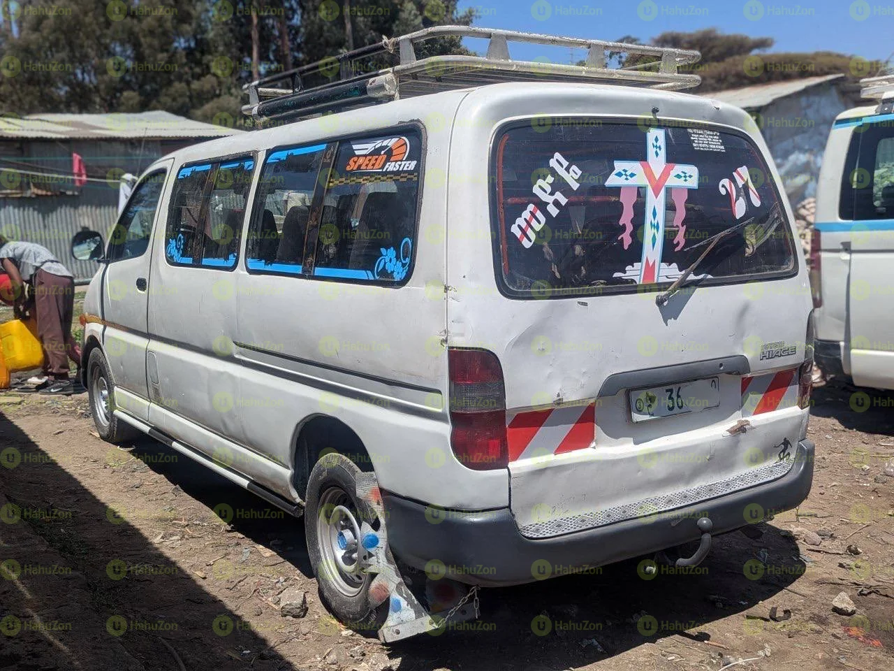 1997 Model-Toyota 2Lt Dolphine