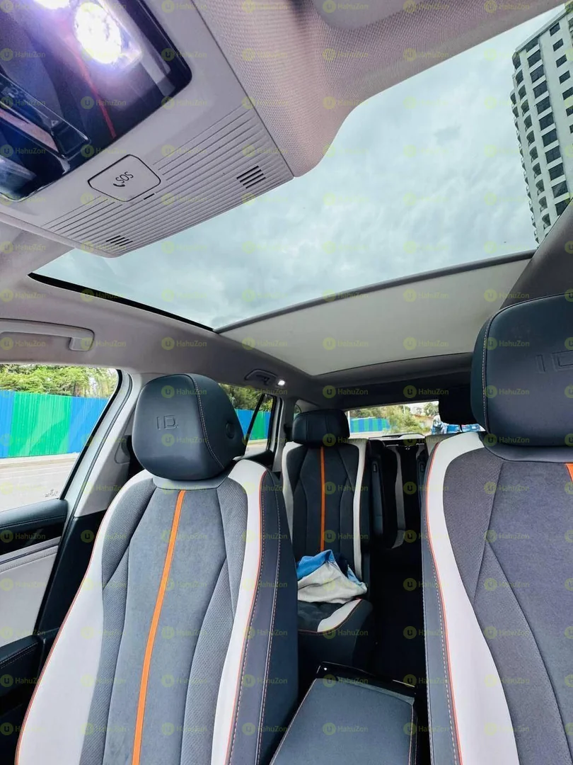 2022 Model-Volkswagen ID.6 Crozz Pro