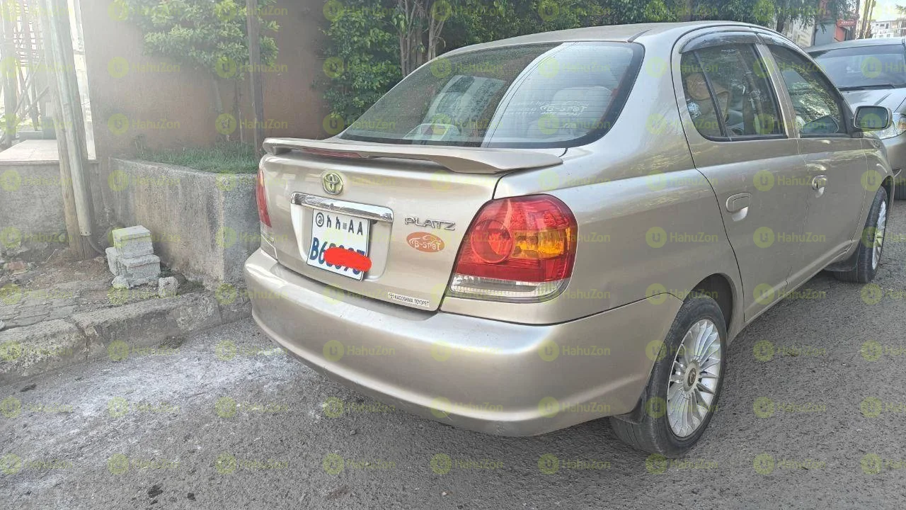 2003 Model-Toyota Platz
